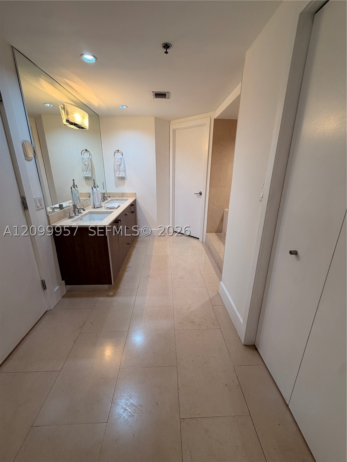251 Crandon Blvd #509, Key Biscayne FL 33149