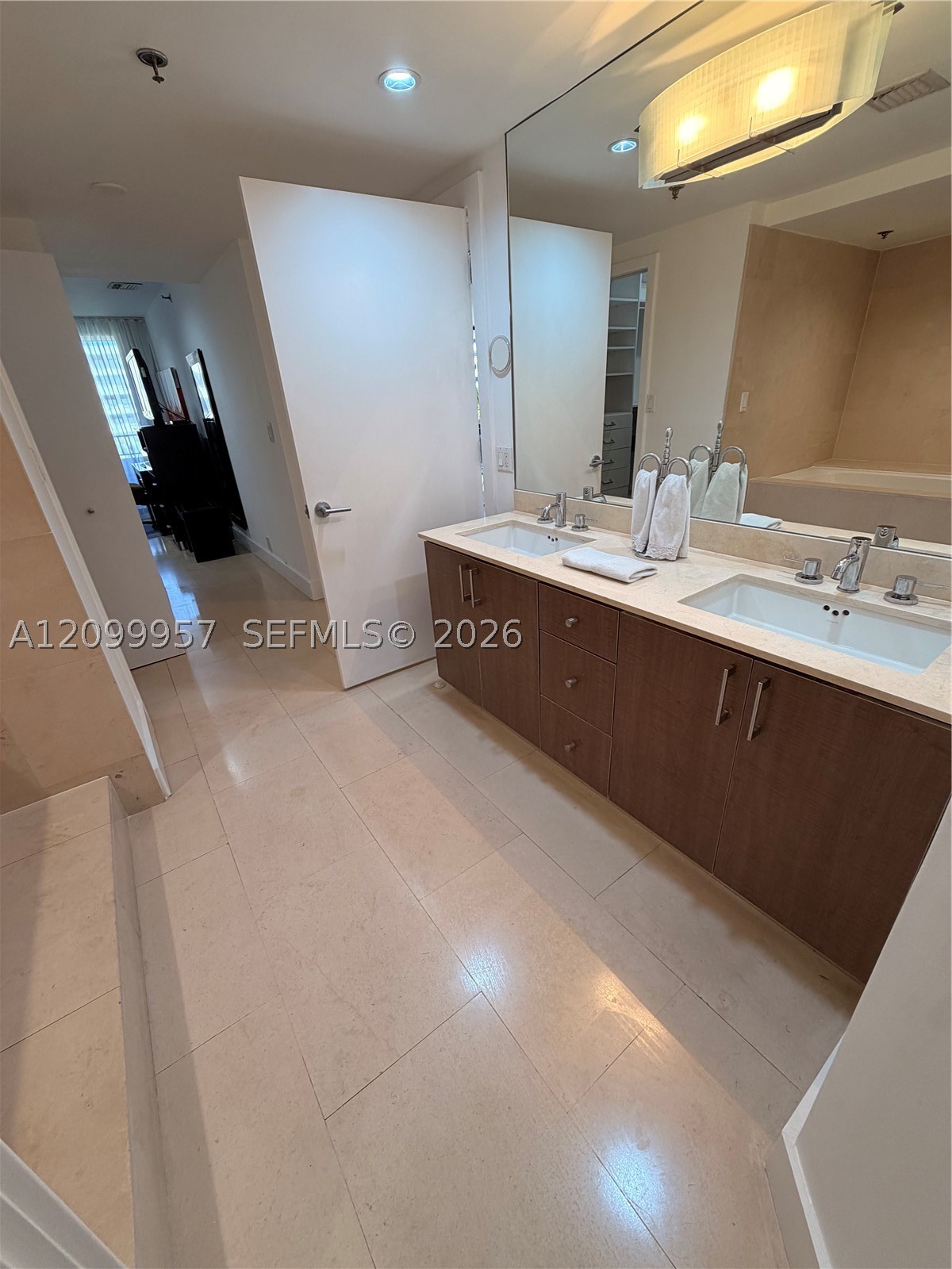 251 Crandon Blvd #509, Key Biscayne FL 33149