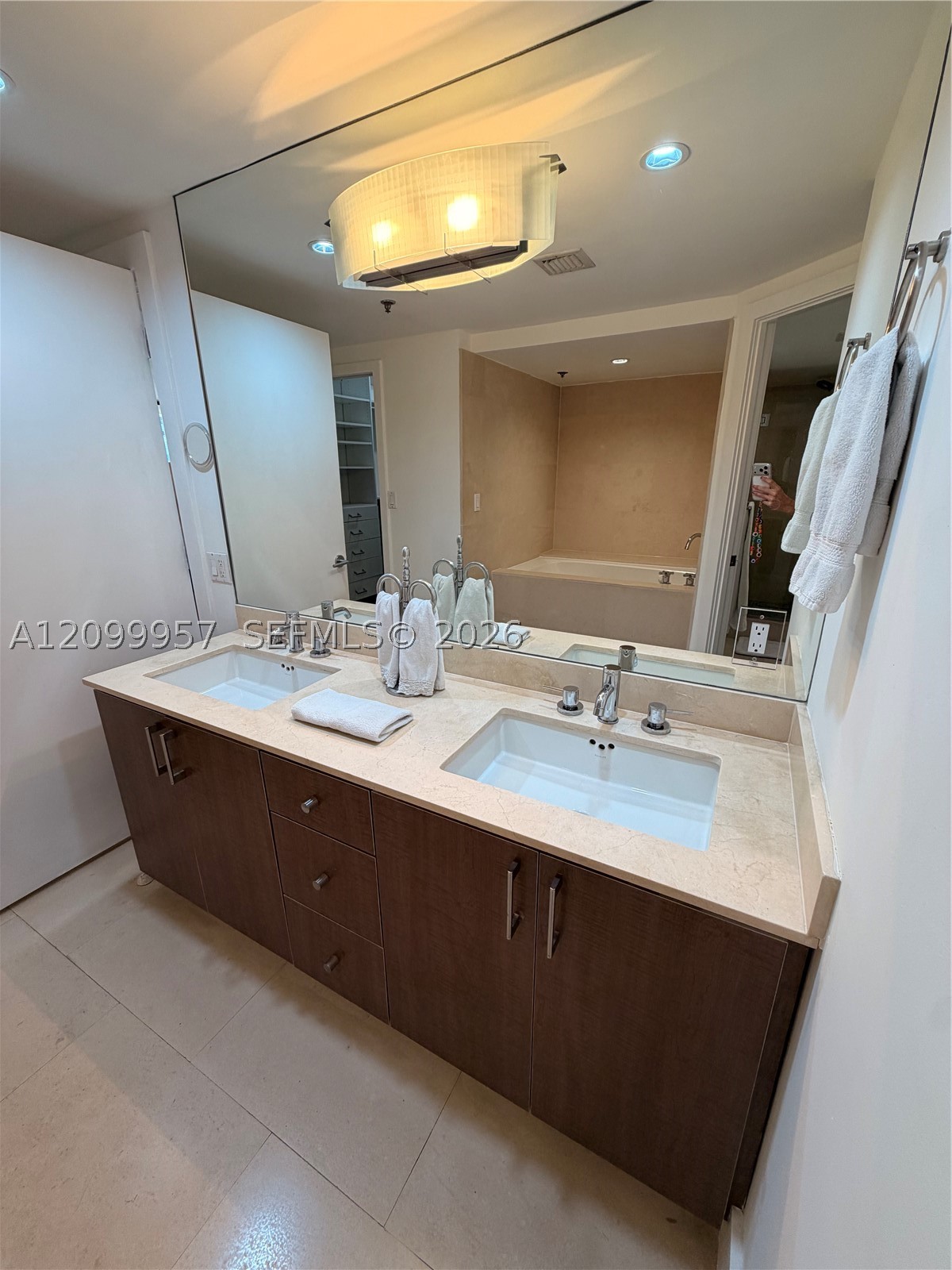 251 Crandon Blvd #509, Key Biscayne FL 33149