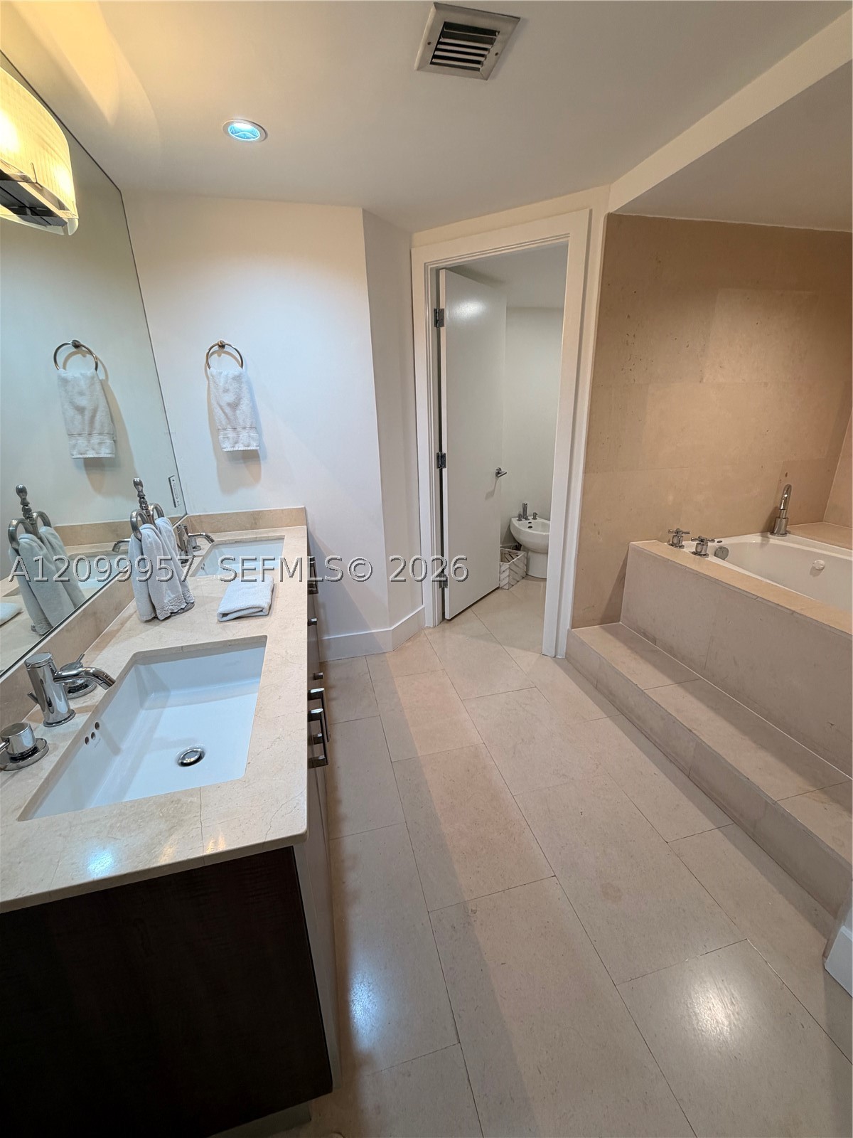 251 Crandon Blvd #509, Key Biscayne FL 33149