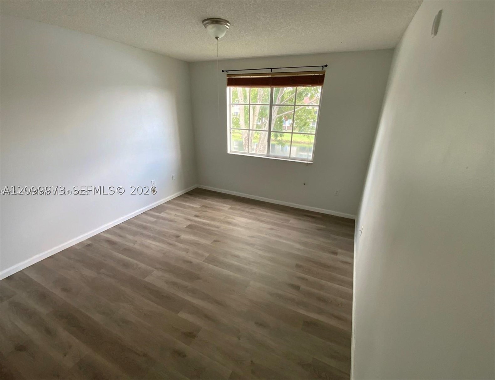 8050 N Nob Hill Rd #204, Tamarac FL 33321