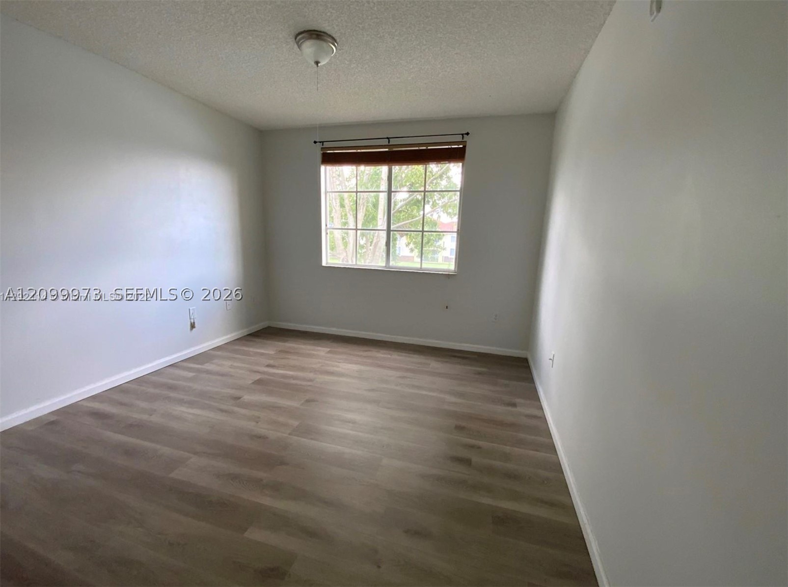 8050 N Nob Hill Rd #204, Tamarac FL 33321