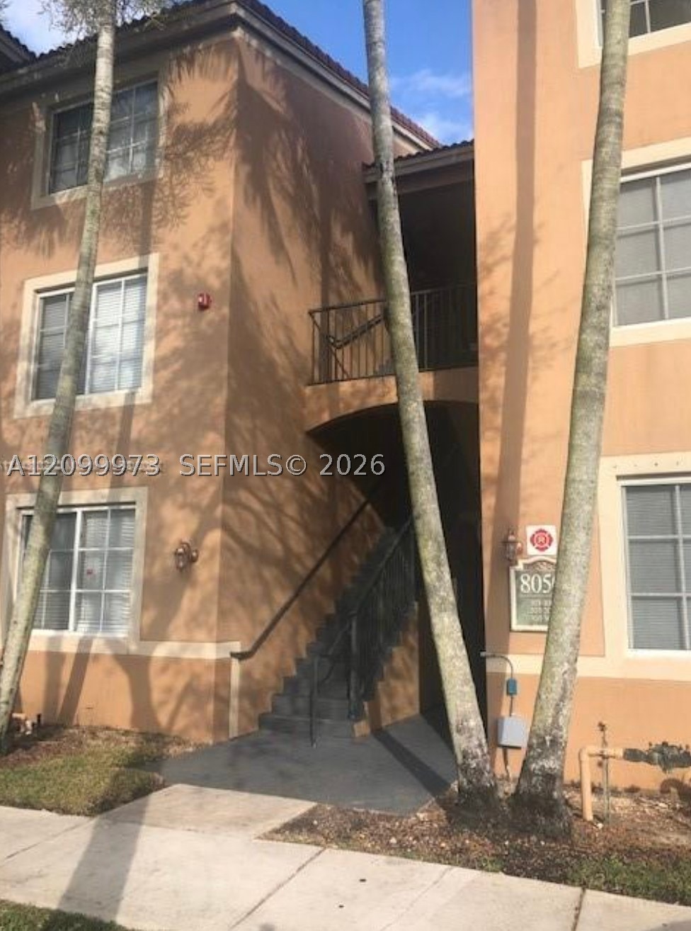 8050 N Nob Hill Rd #204, Tamarac FL 33321