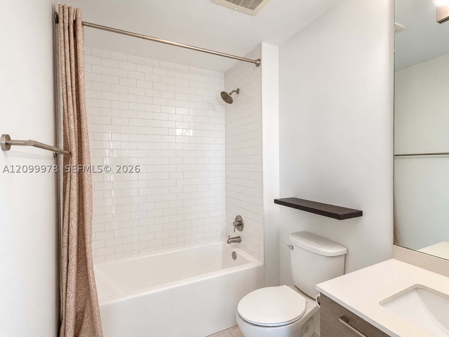 151 SE 1st St #1202, Miami FL 33131