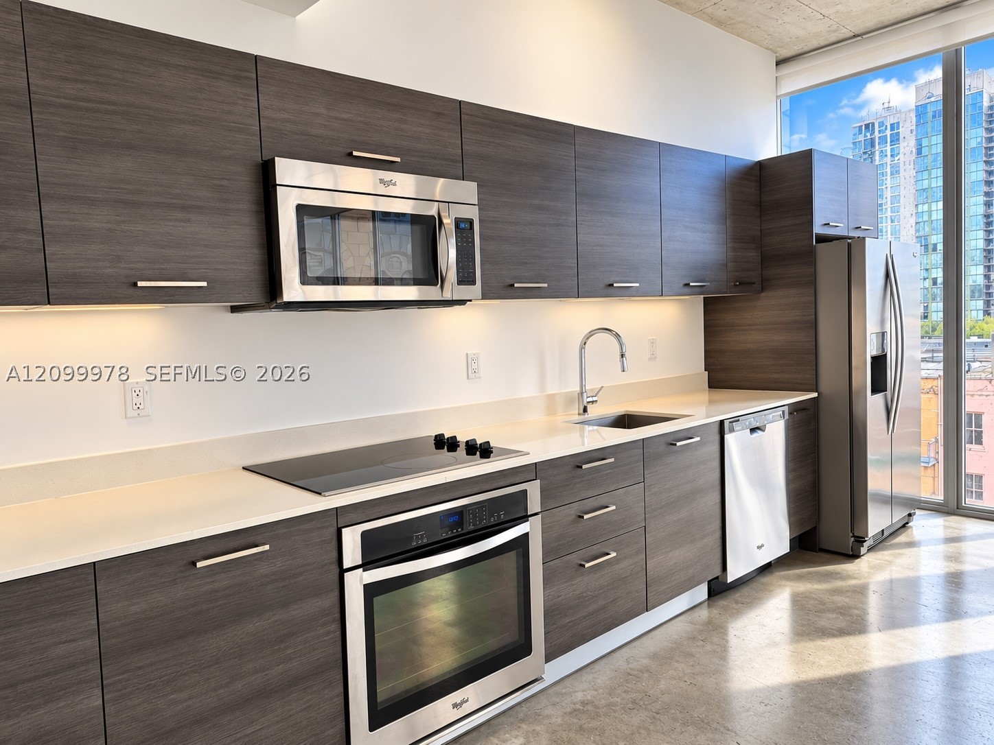 151 SE 1st St #1202, Miami FL 33131