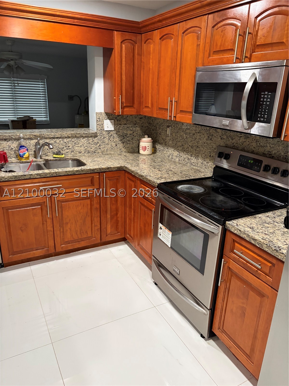 403 NW 186th St, Miami Gardens FL 33169