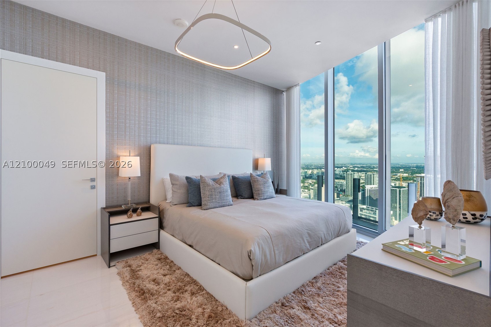 300 Biscayne Boulevard Way #PH6001C, Miami FL 33131
