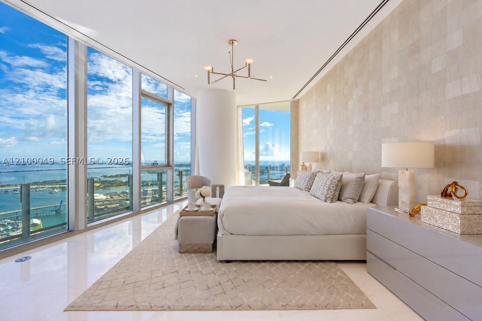300 Biscayne Boulevard Way #PH6001C, Miami FL 33131