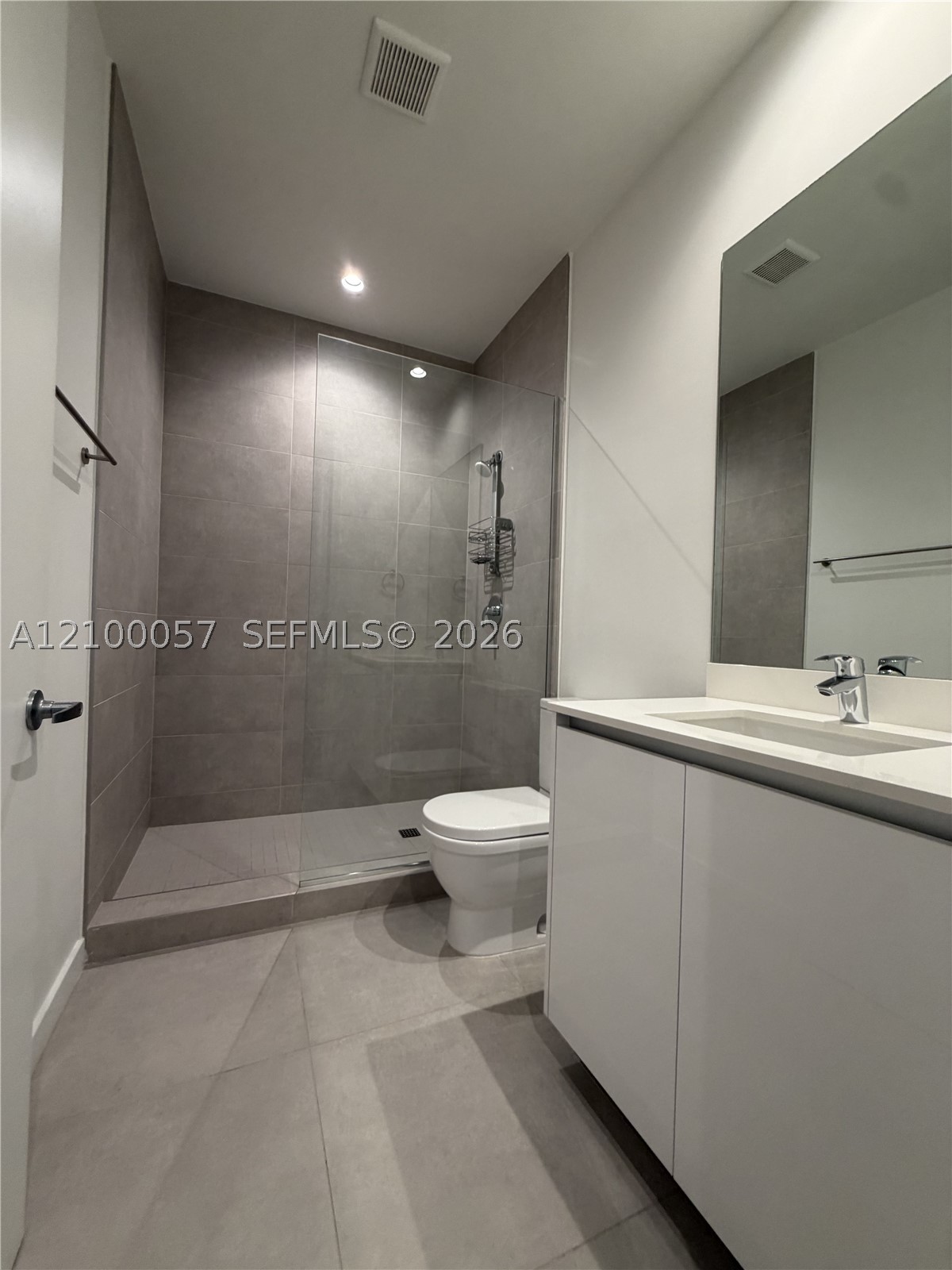 529 SW 11th St #203, Miami FL 33129