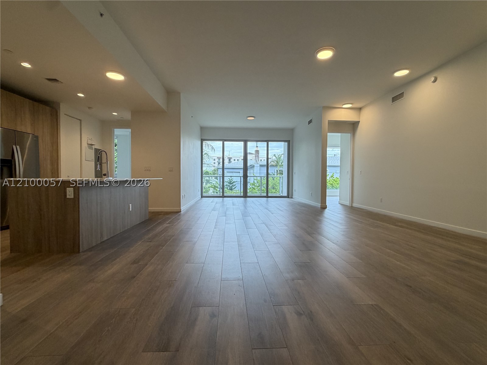 529 SW 11th St #203, Miami FL 33129