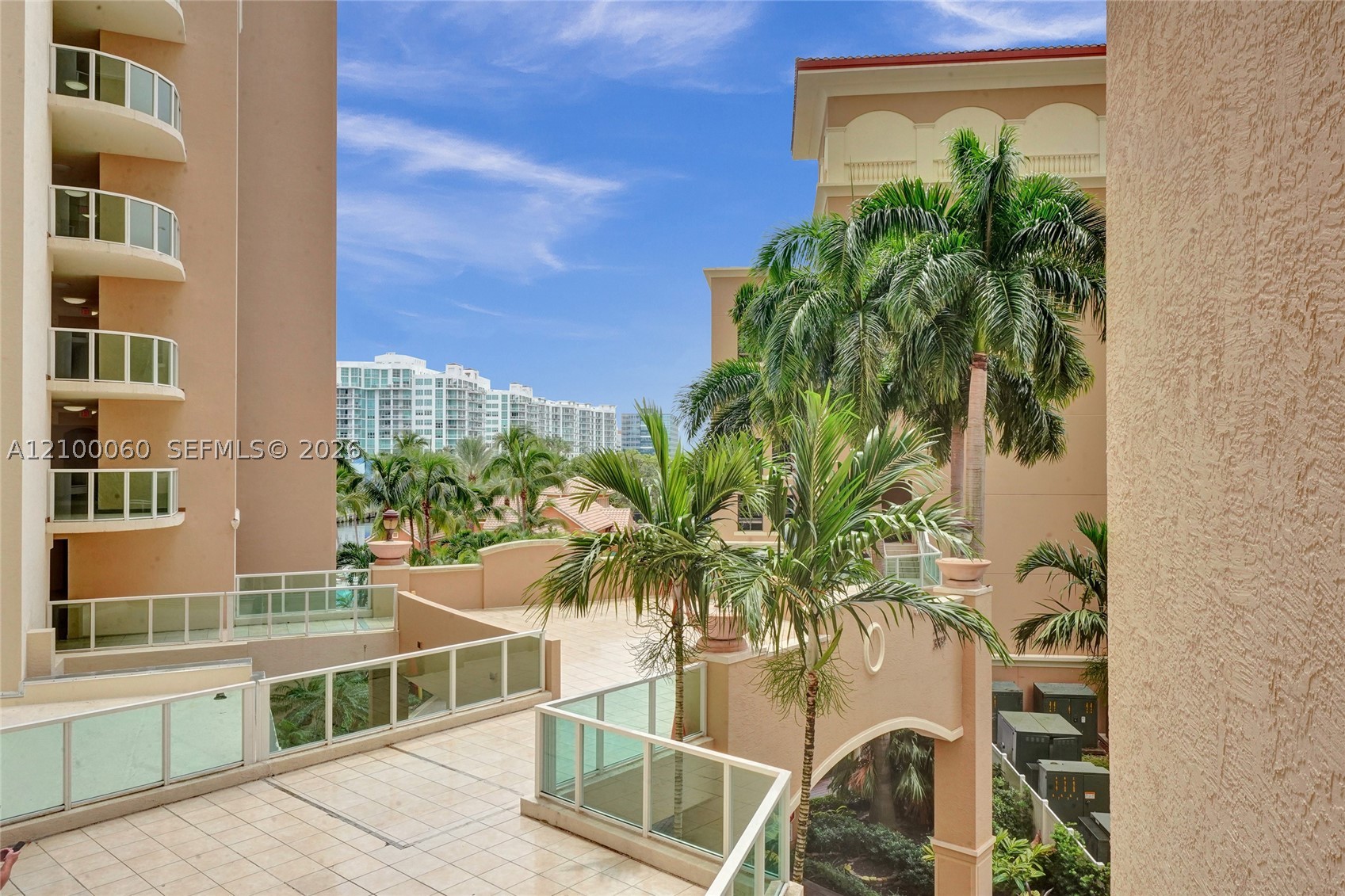 3330 NE 190th St #410, Aventura FL 33180