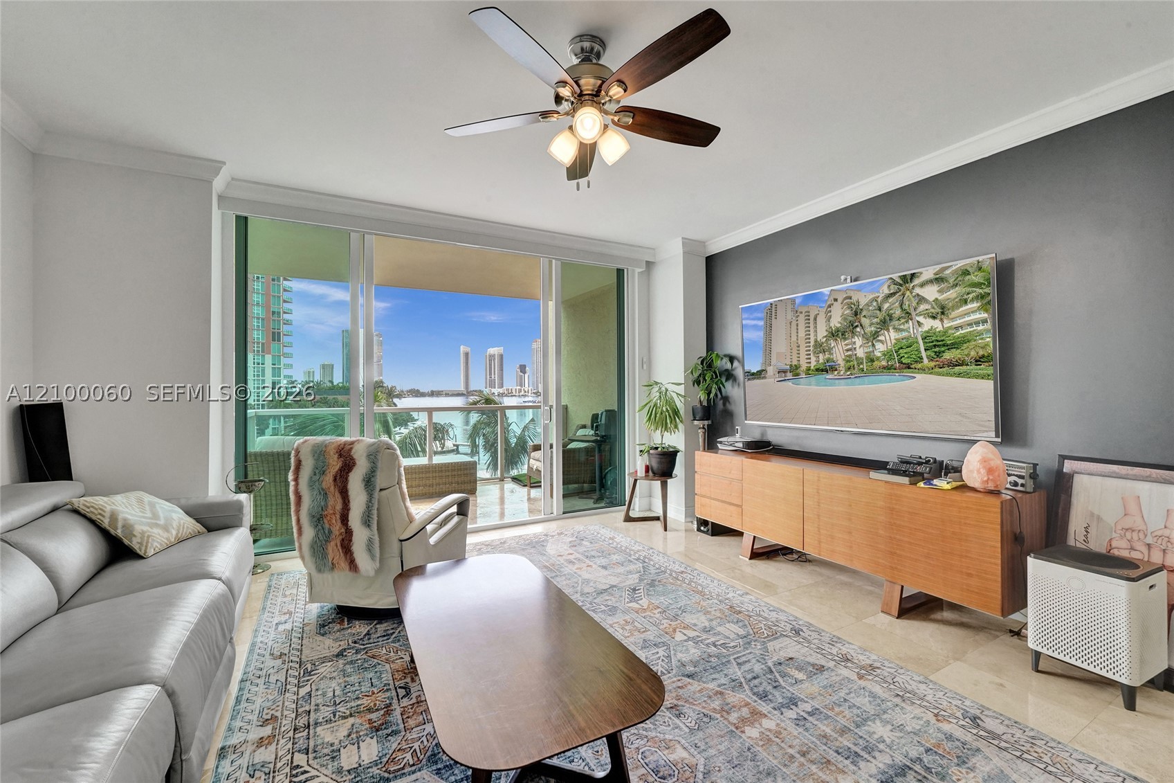 3330 NE 190th St #410, Aventura FL 33180