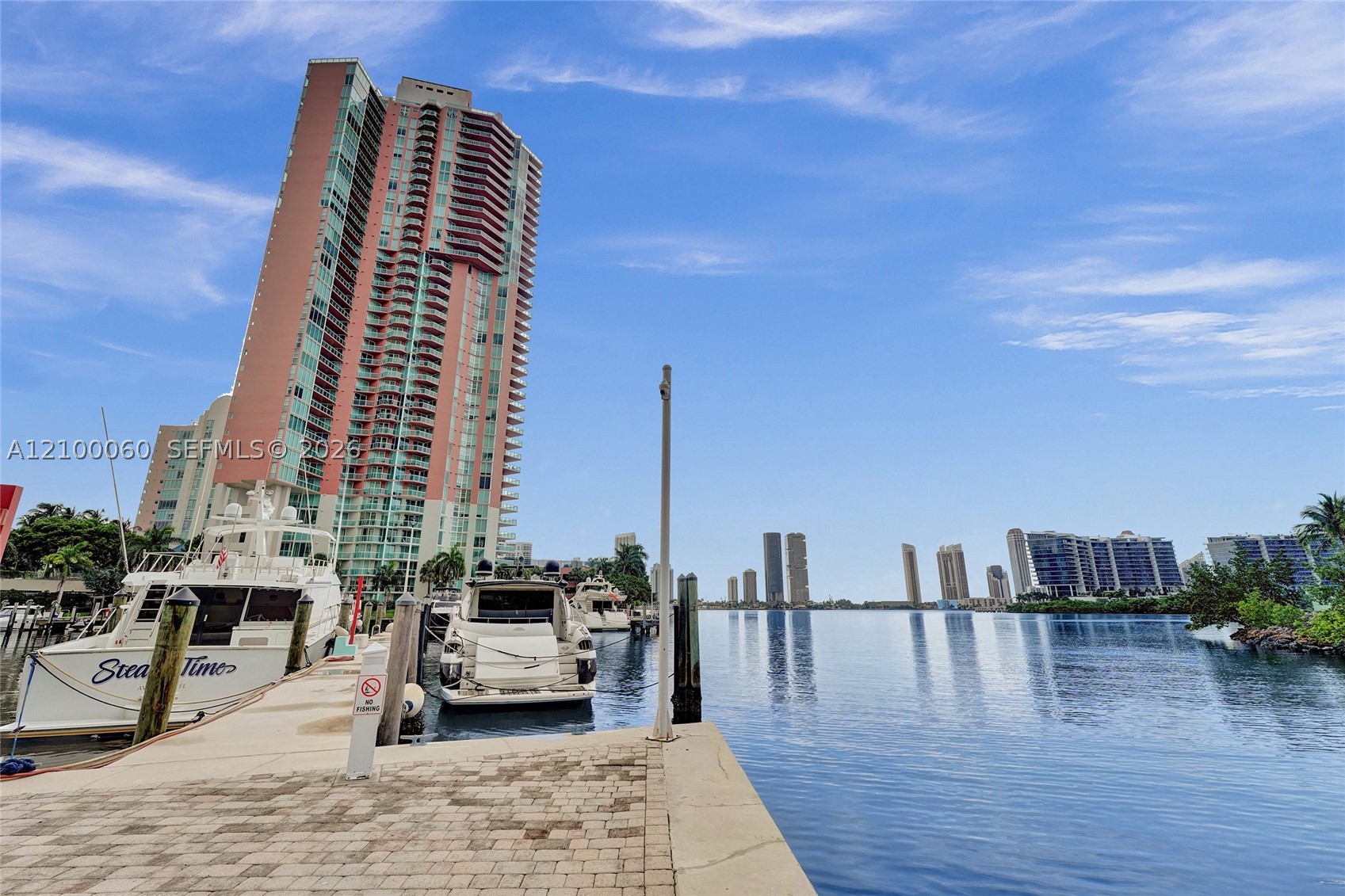 3330 NE 190th St #410, Aventura FL 33180