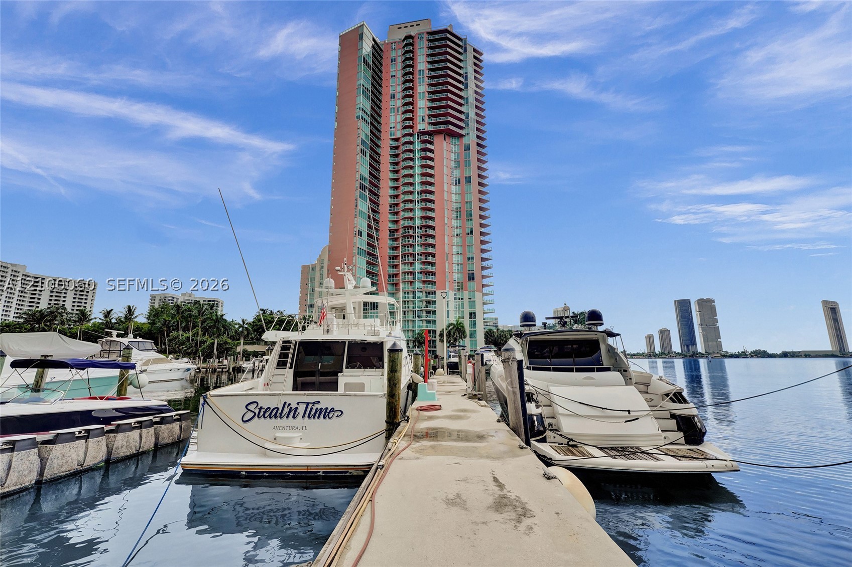 3330 NE 190th St #410, Aventura FL 33180