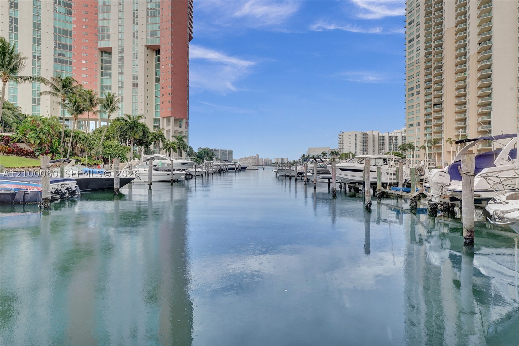 3330 NE 190th St #410, Aventura FL 33180
