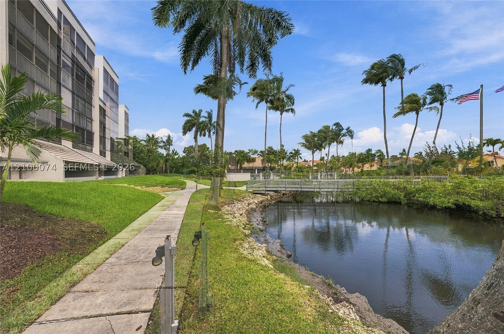 545 SE 12th St #205, Dania Beach FL 33004