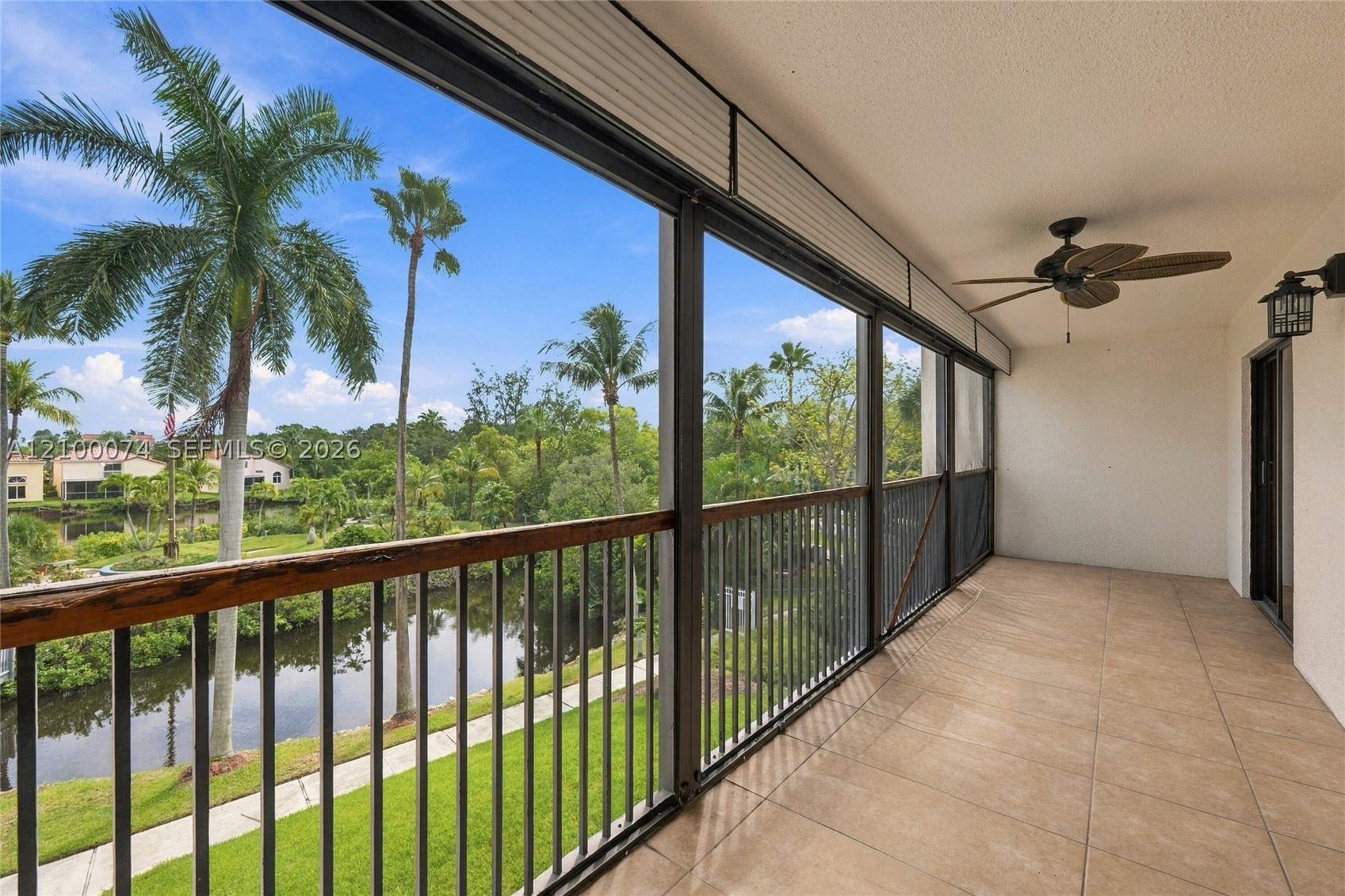545 SE 12th St #205, Dania Beach FL 33004