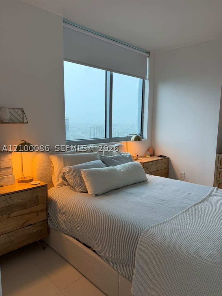 92 SW 3rd St #4009, Miami FL 33130