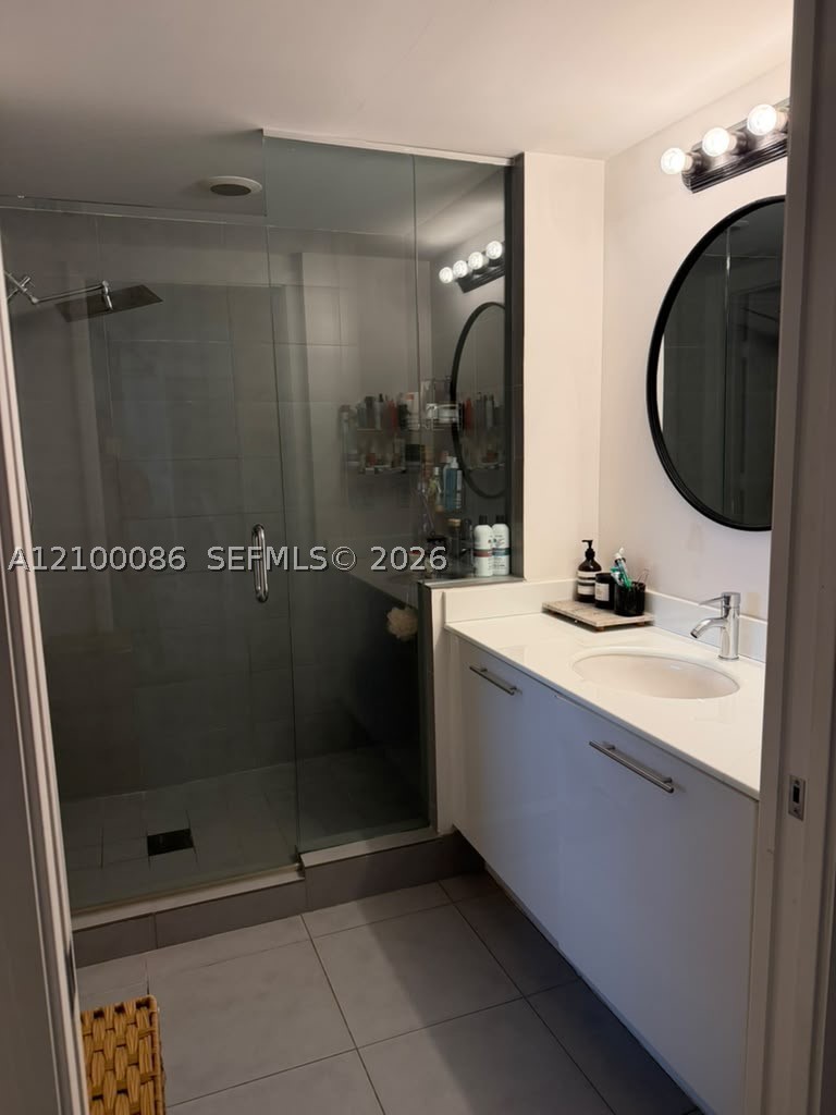 92 SW 3rd St #4009, Miami FL 33130