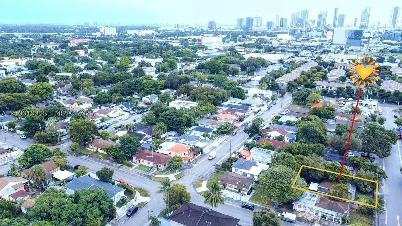 1085 NW 25th St, Miami FL 33127