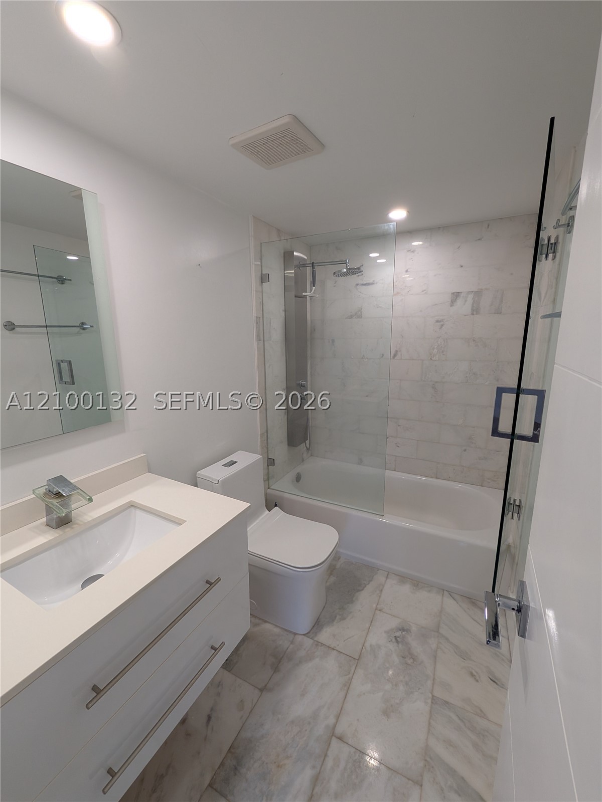 3868 NE 169th St #408, North Miami Beach FL 33160