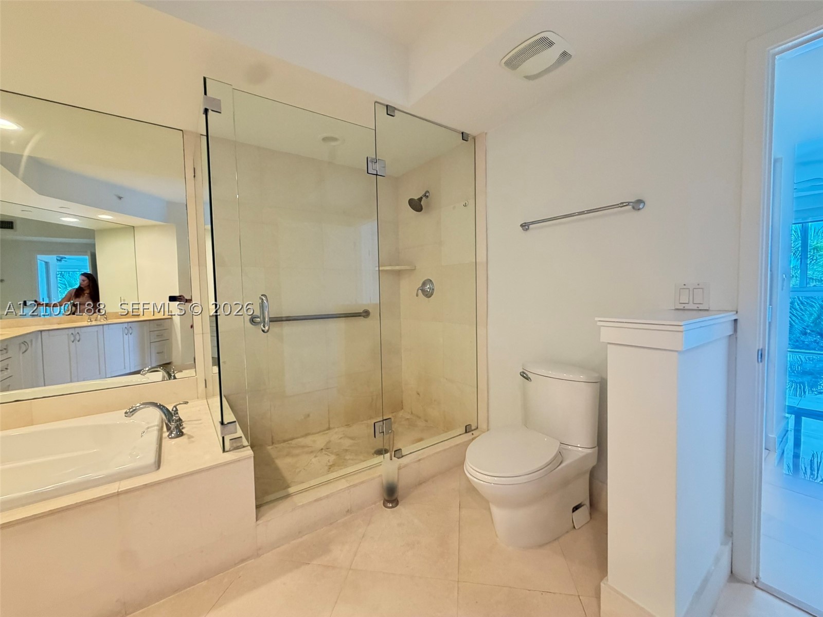 2821 N Ocean Blvd #305S, Fort Lauderdale FL 33308