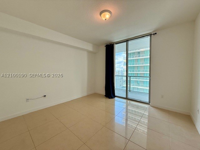 79 SW 12th St #2308-S, Miami FL 33130