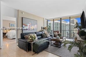 68 SE 6th St #3209, Miami FL 33131