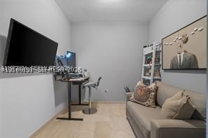 68 SE 6th St #3209, Miami FL 33131