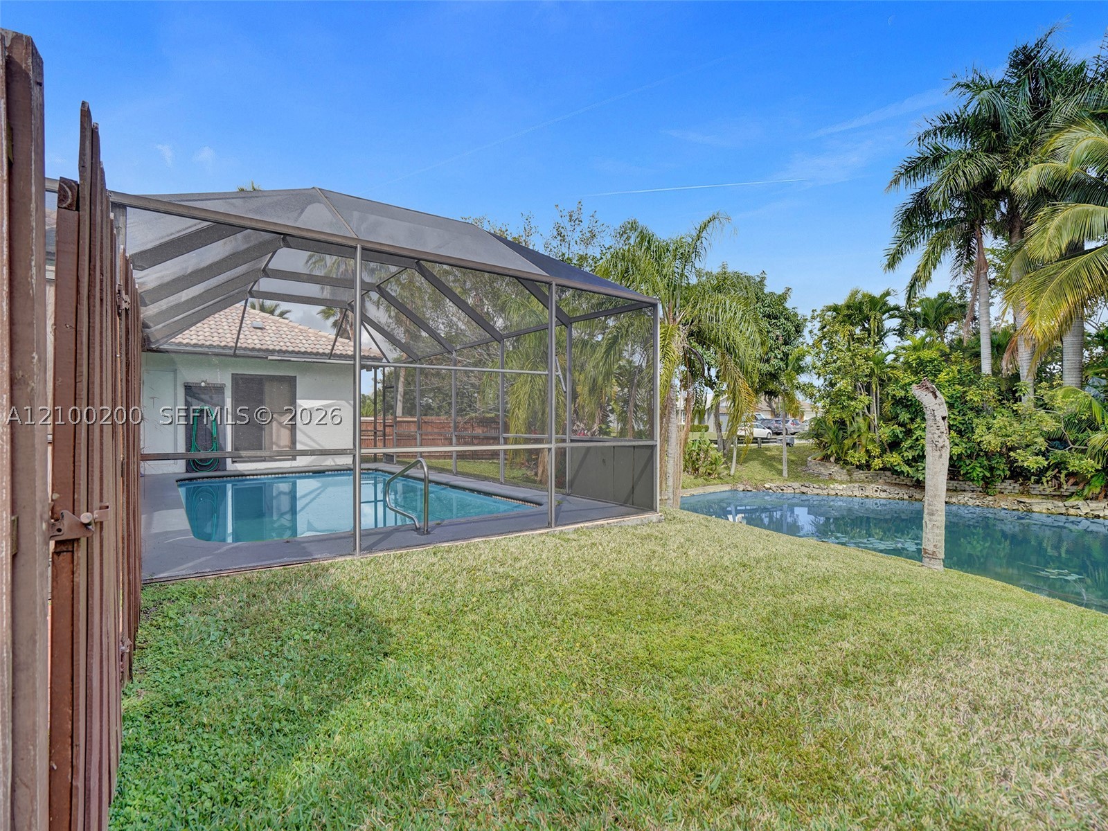 7399 NW 22nd Pl, Margate FL 33063