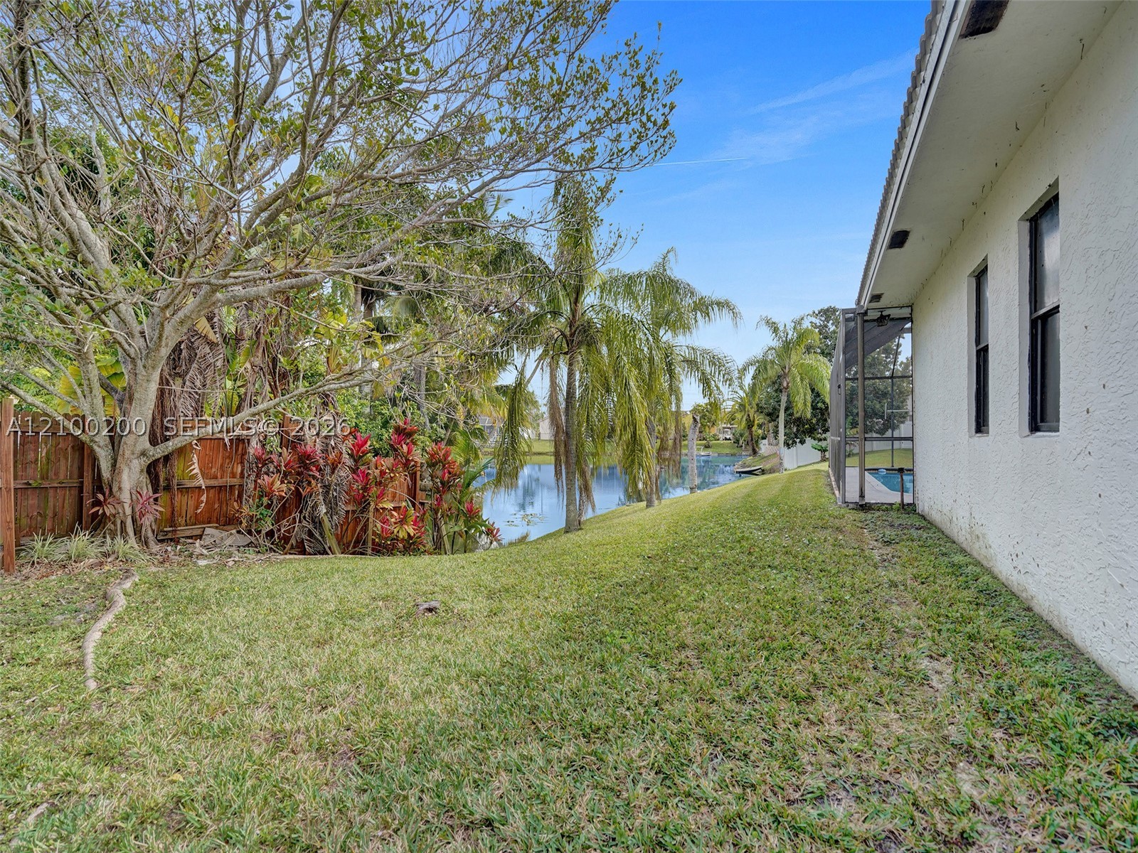 7399 NW 22nd Pl, Margate FL 33063