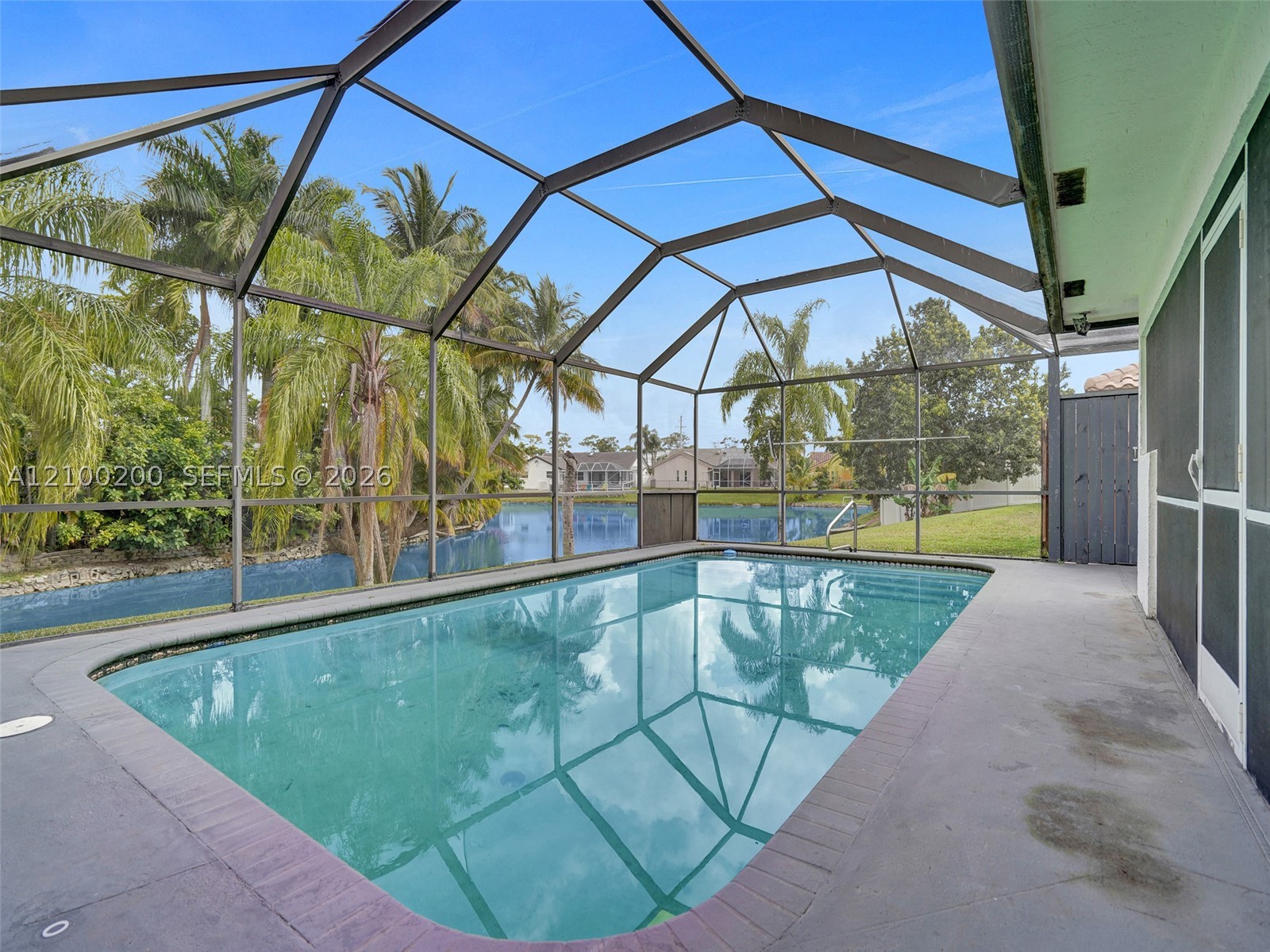 7399 NW 22nd Pl, Margate FL 33063