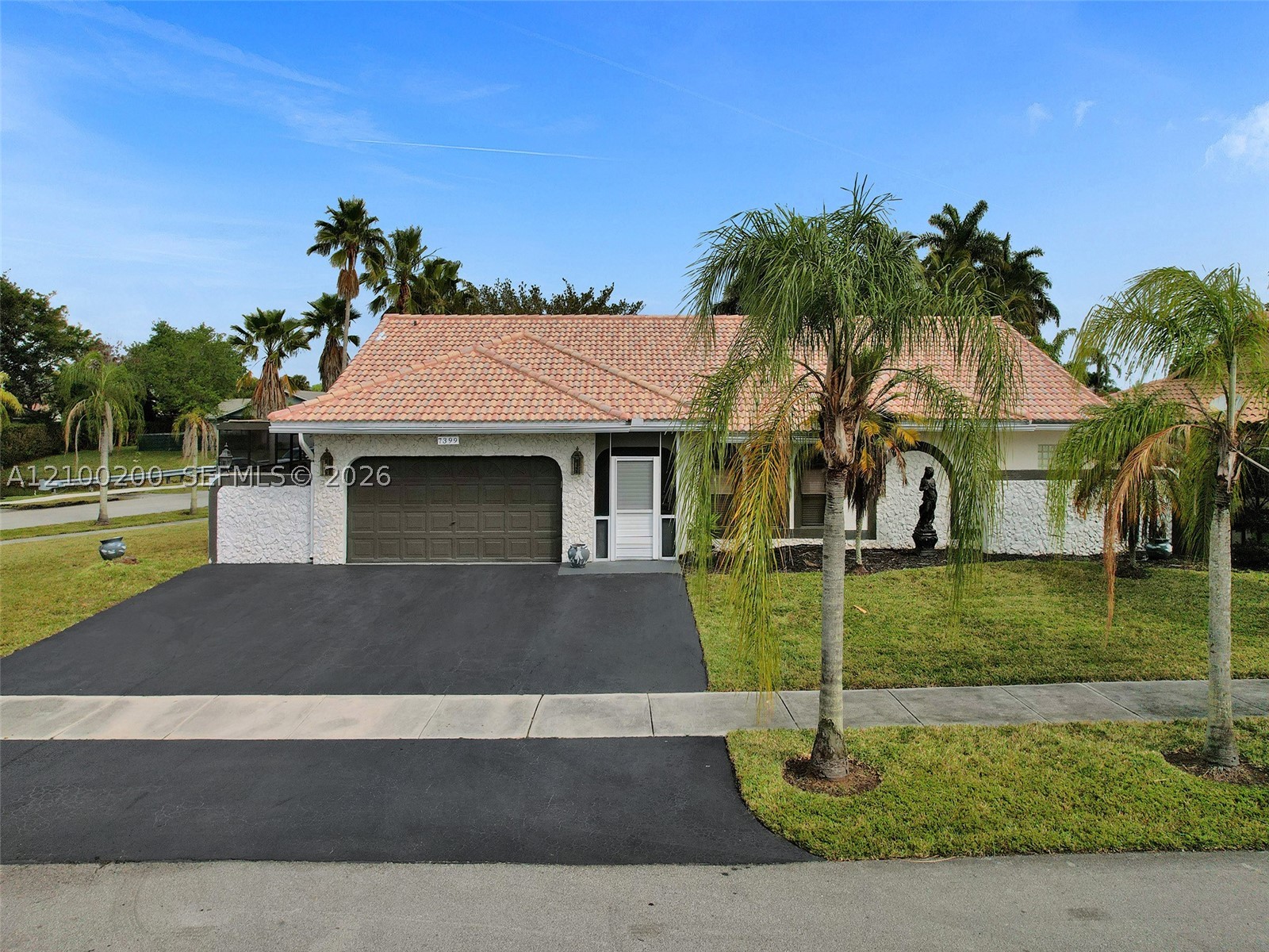 7399 NW 22nd Pl, Margate FL 33063