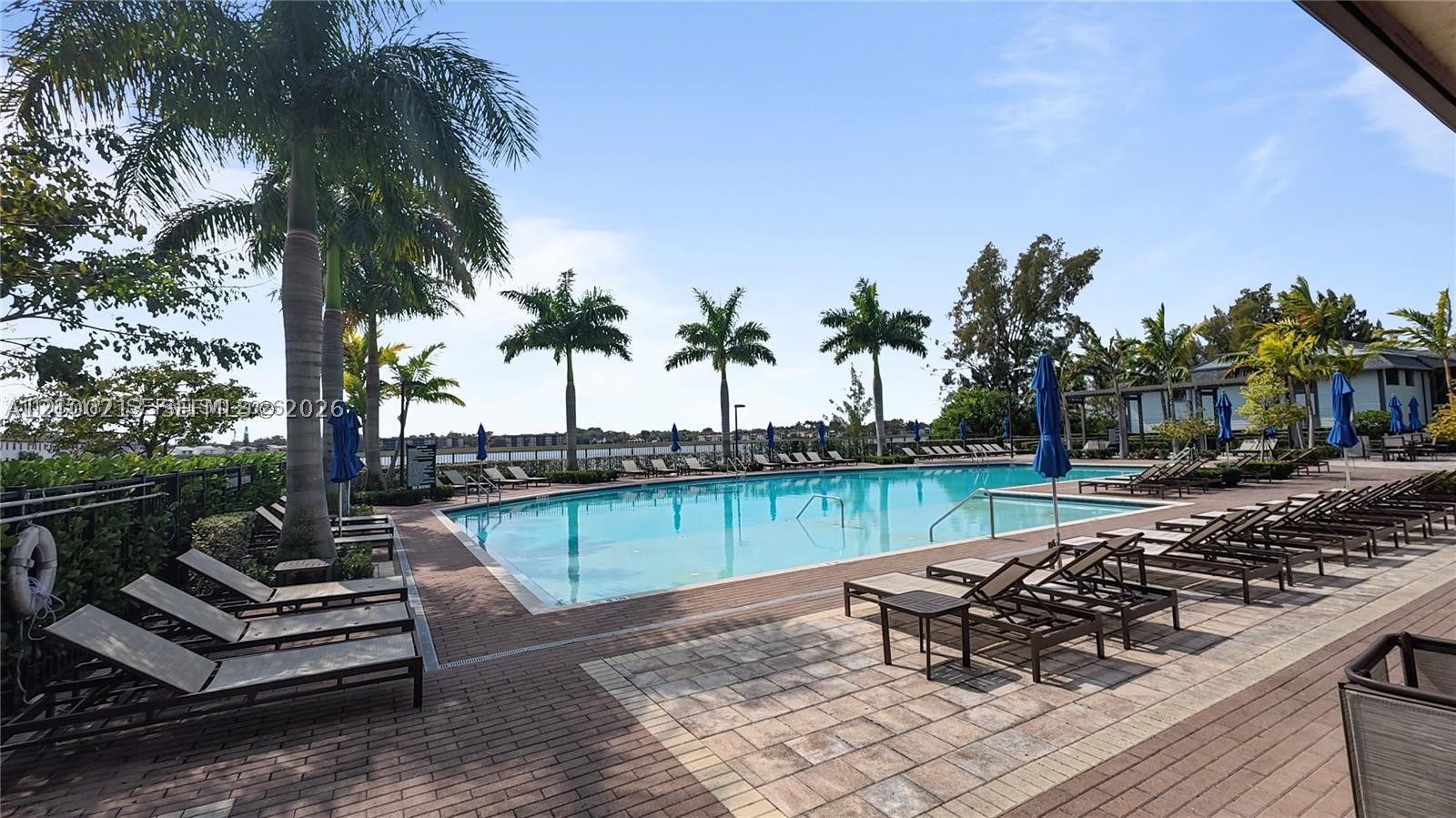 Miami FL 33179 - A12100213