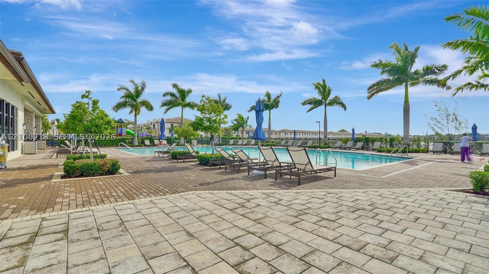 Miami FL 33179 - A12100213