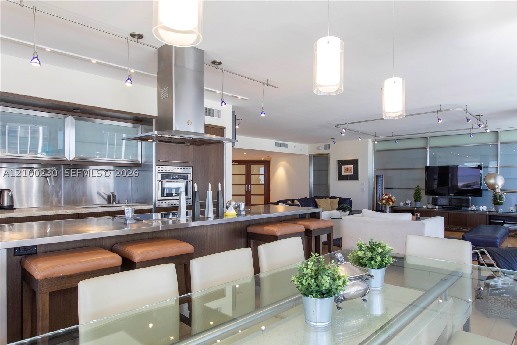 4779 Collins Ave #401, Miami Beach FL 33140