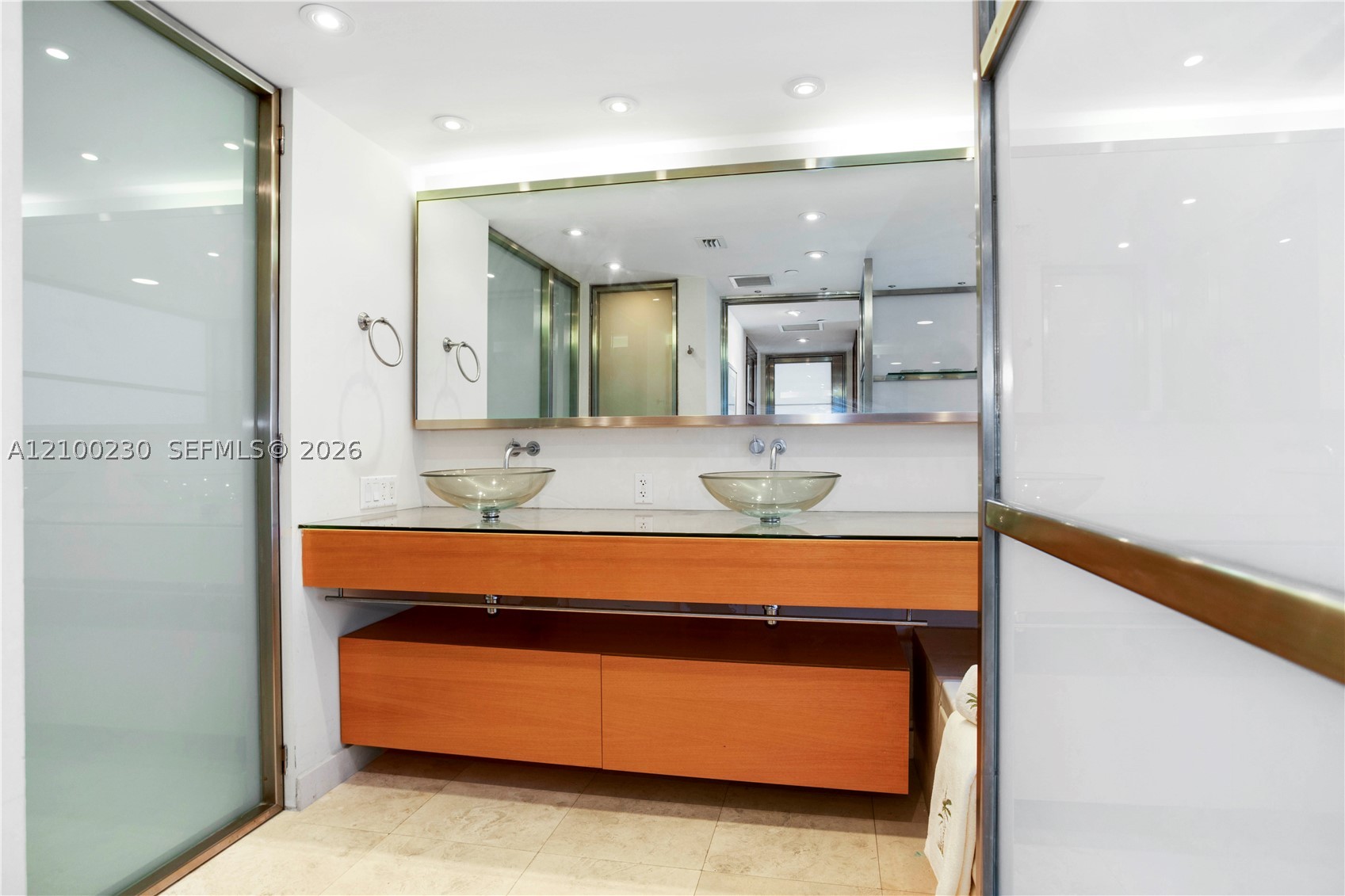 4779 Collins Ave #401, Miami Beach FL 33140