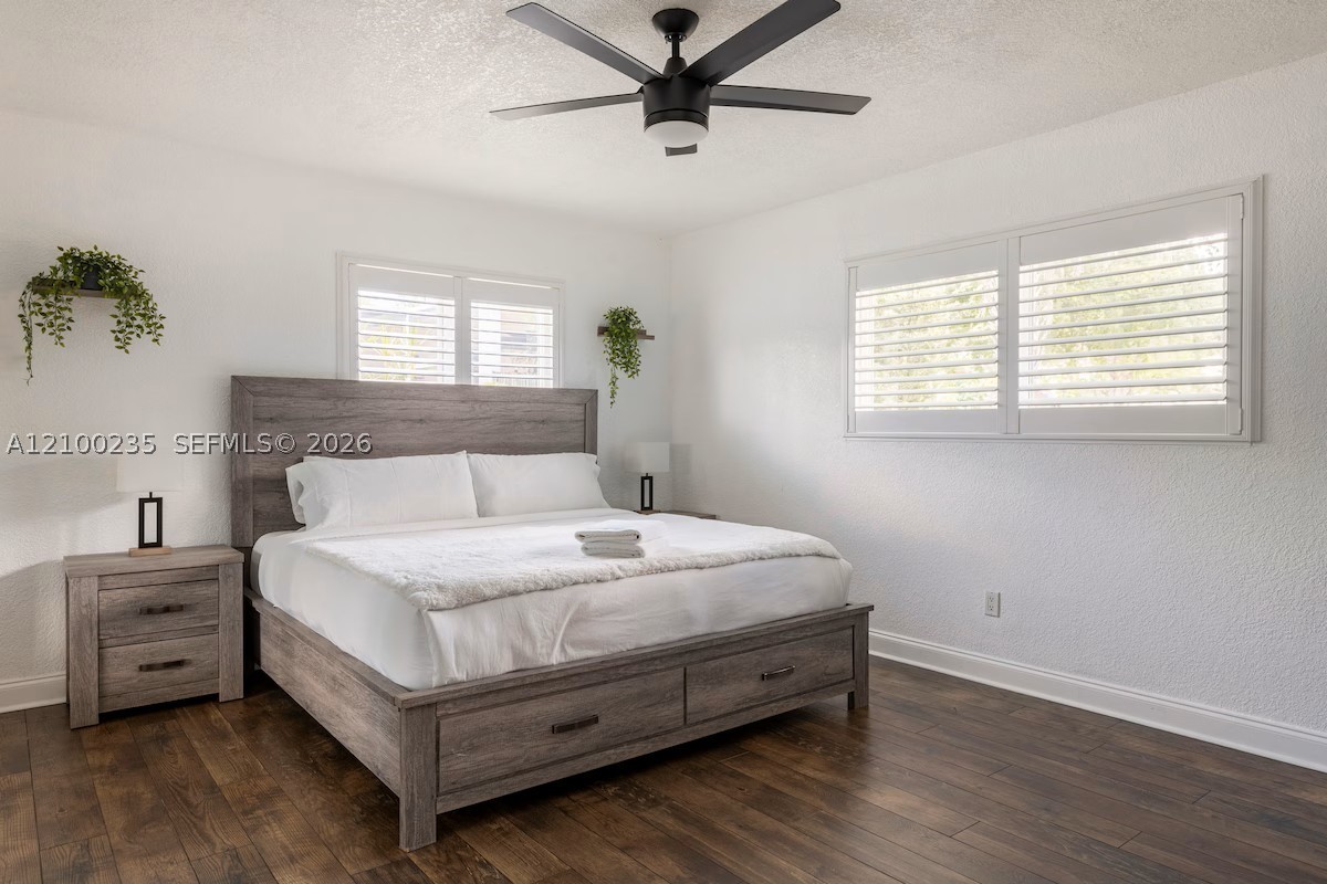10911 Taft St, Pembroke Pines FL 33026