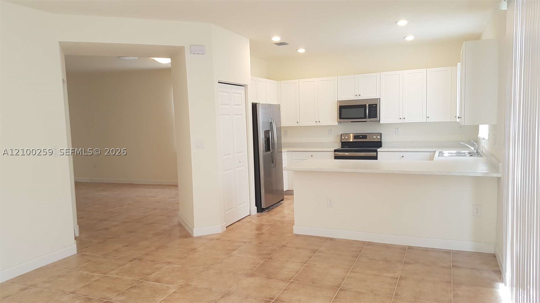 10554 W 35th Ln #10554, Hialeah FL 33018