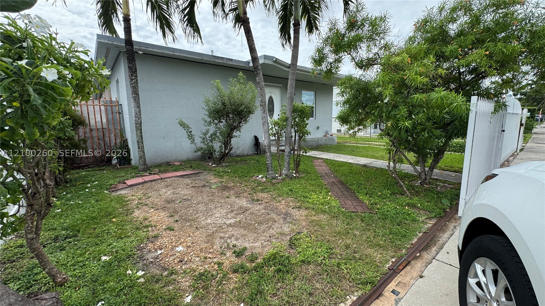 3414 SW 25, Miami FL 33133