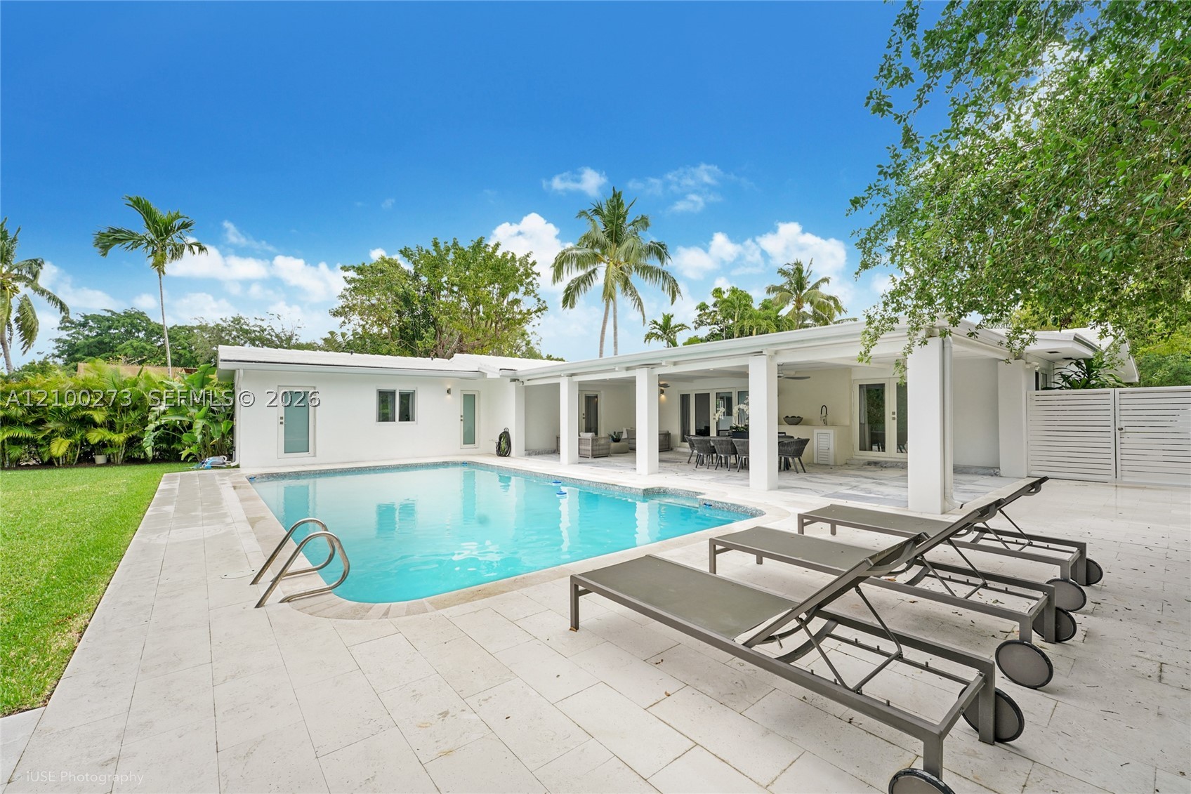 4730 Bay Point Rd, Miami FL 33137