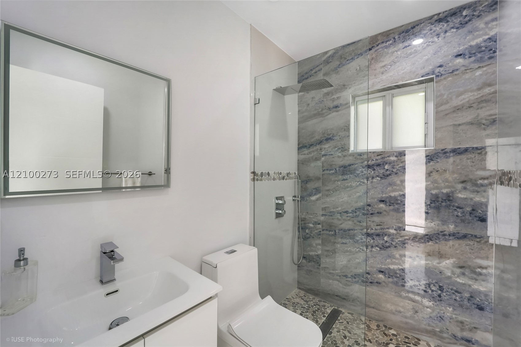 4730 Bay Point Rd, Miami FL 33137