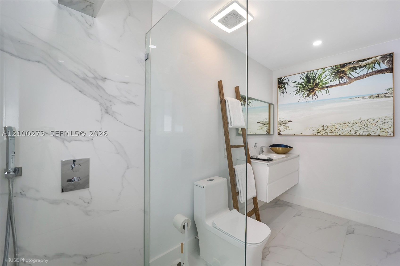 4730 Bay Point Rd, Miami FL 33137