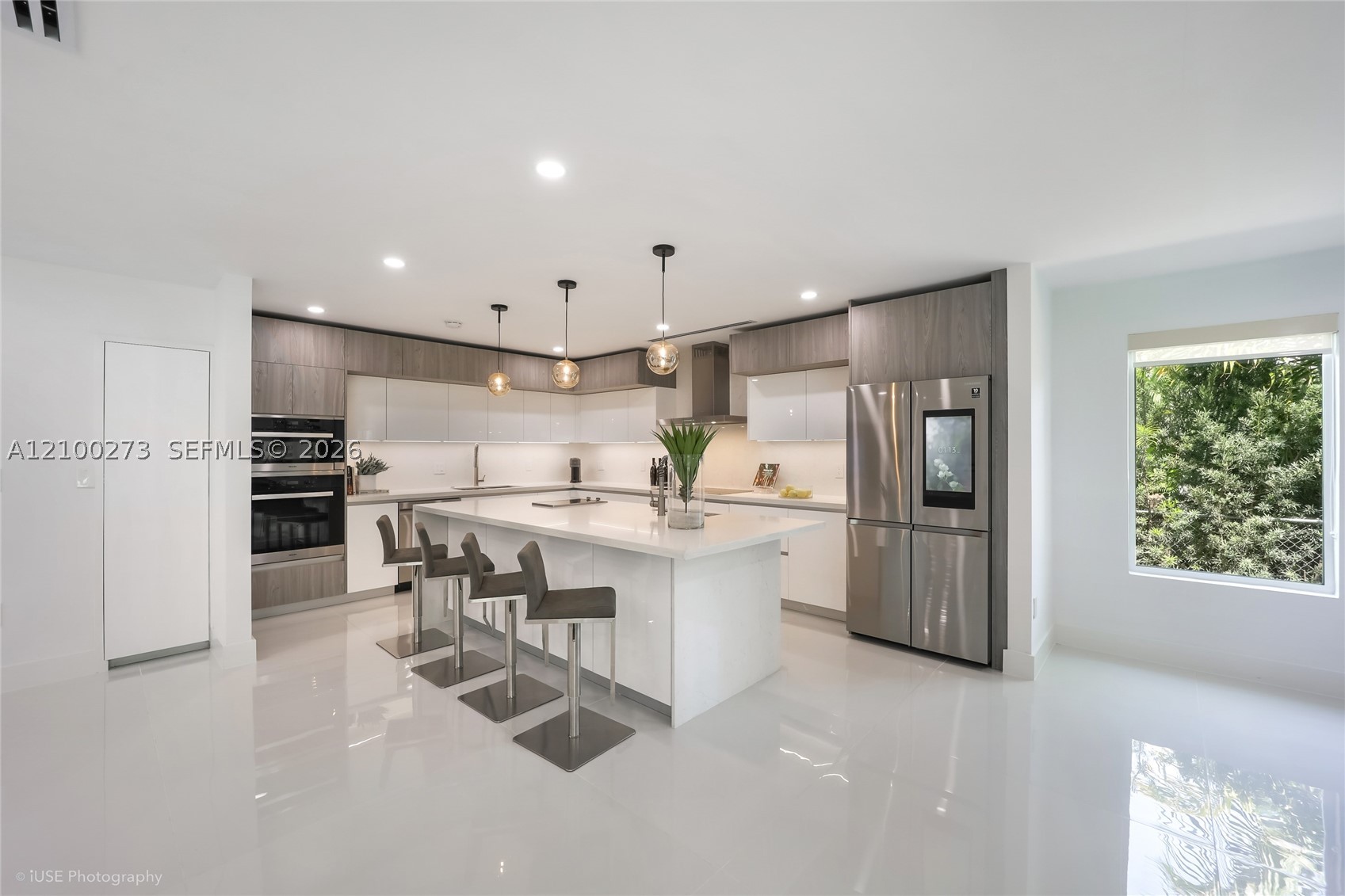 4730 Bay Point Rd, Miami FL 33137