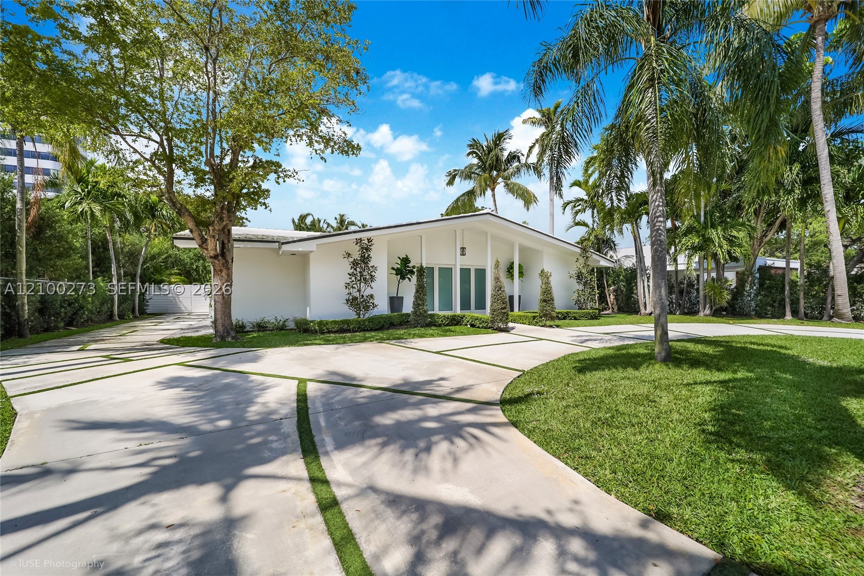 4730 Bay Point Rd, Miami FL 33137