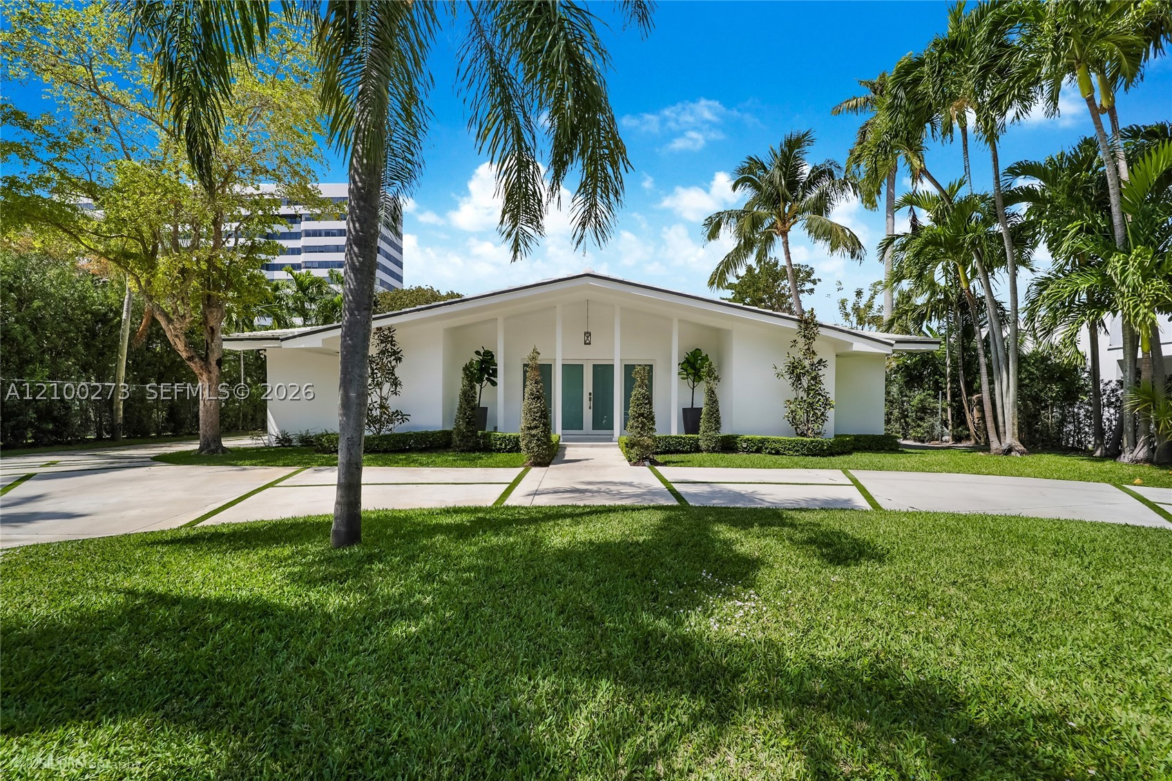 4730 Bay Point Rd, Miami FL 33137