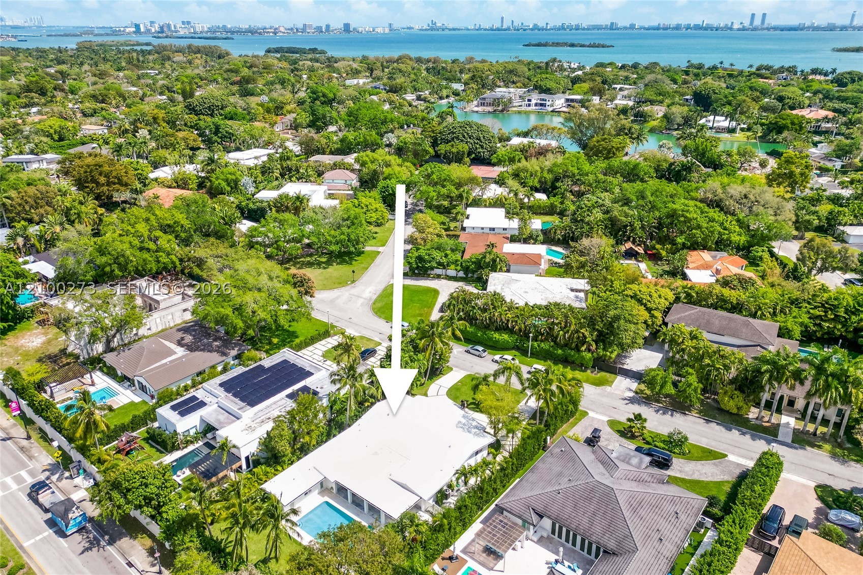 4730 Bay Point Rd, Miami FL 33137