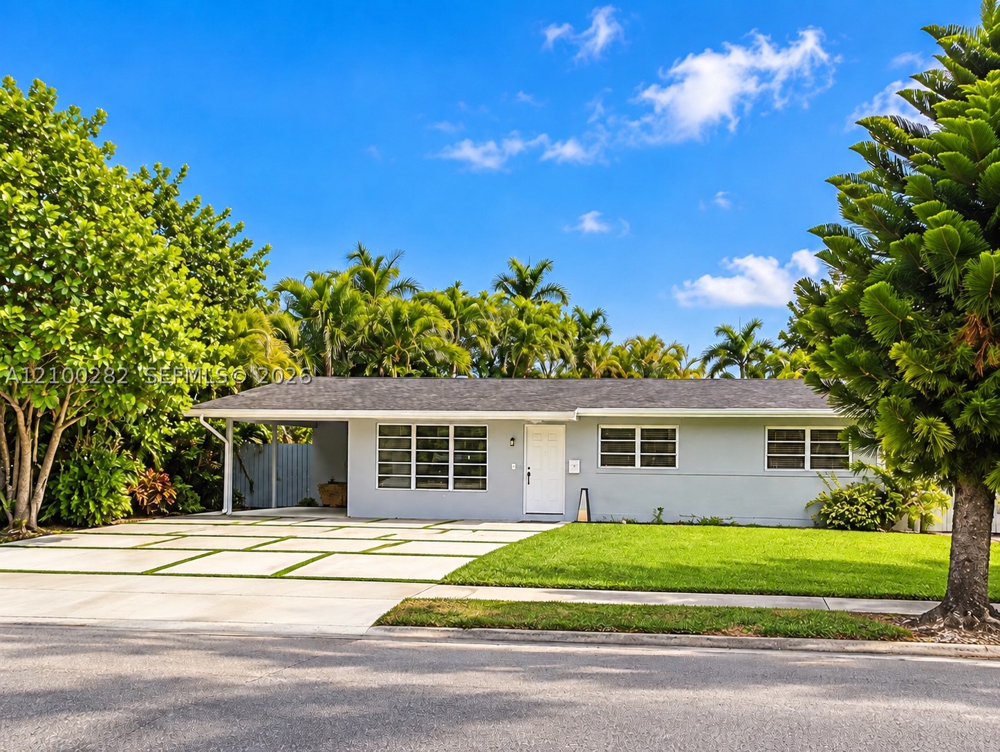 10441 SW 54th St, Miami FL 33165