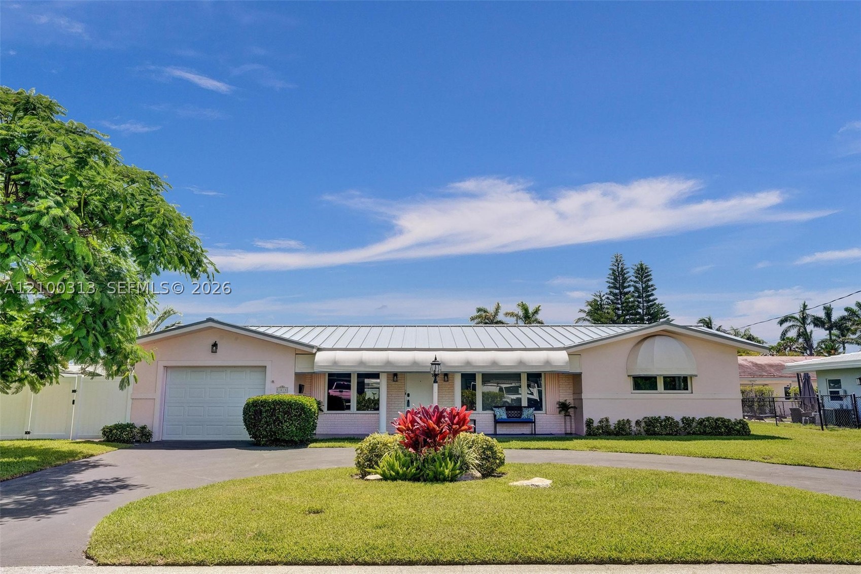 1014 SE 14th Ave, Deerfield Beach FL 33441