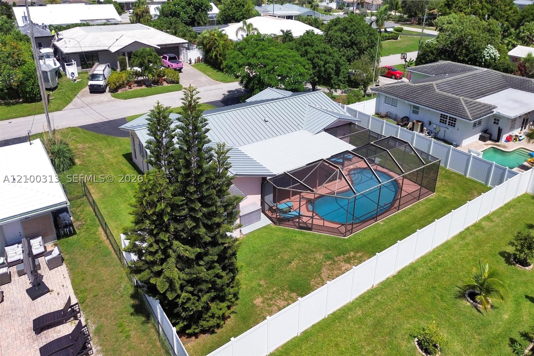 1014 SE 14th Ave, Deerfield Beach FL 33441